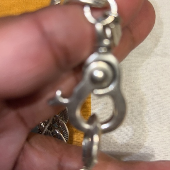 New Men’s Stigma Silver Tone Shield Toggle Bracelet Oxidized Effect 9 Inches - Picture 9 of 9